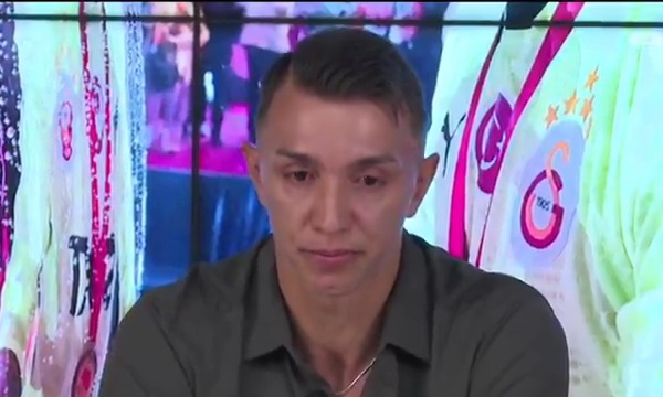 Fernando Muslera, konuşmakta güçlük çekti. 🥺
