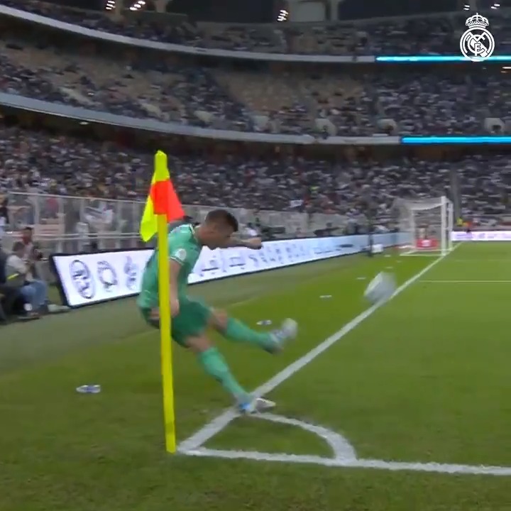 Este gol olímpico de Toni Kroos es una absoluta obra de arte, nunca me canso de verlo 🤩