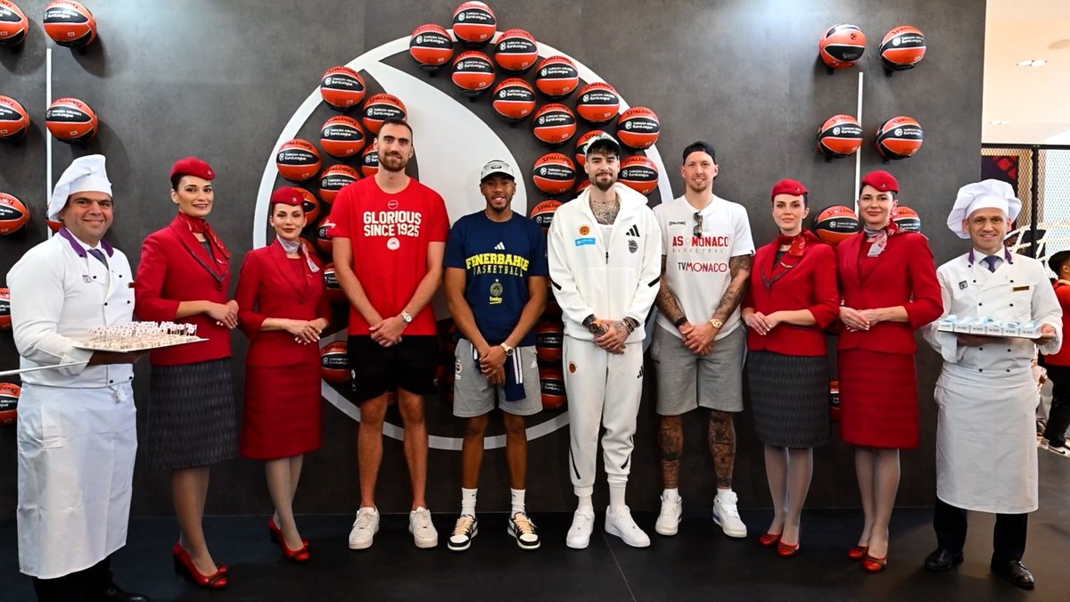 Turkish Airlines EuroLeague 2025 sezonu, başından sonuna kadar heyecan, tutku ve unutulmaz anlara sahne oldu. ✈️🏀 Gelin bu nefes kesici sezonun hikayesine birlikte yeniden tanıklık edelim. #TürkHavaYolları #EuroLeague