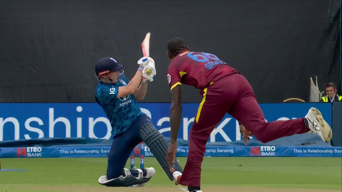 "Rishabh Pant-esque!" 💥 A remarkable shot from new England ODI captain Harry Brook 🌟