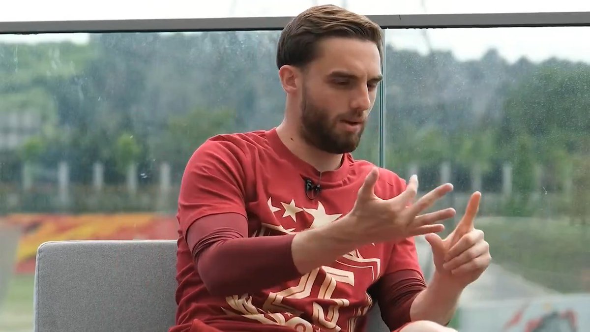 Berkan Kutlu: "Genoa'ya gitmeden önce yapılan eleştiri artık tamamdı. Bu kadar sert... Limitlerin ötesiydi. Berkan kötü oyuncu olabilir ama o tarz sözler... Benim annem babam ulusal kanalları izliyor. Onları gördükten sonra 'Ben buradan ayrılmam lazım' dedim. O an camia beni yeterince korudu mu sizce?" (Eski Açık)
