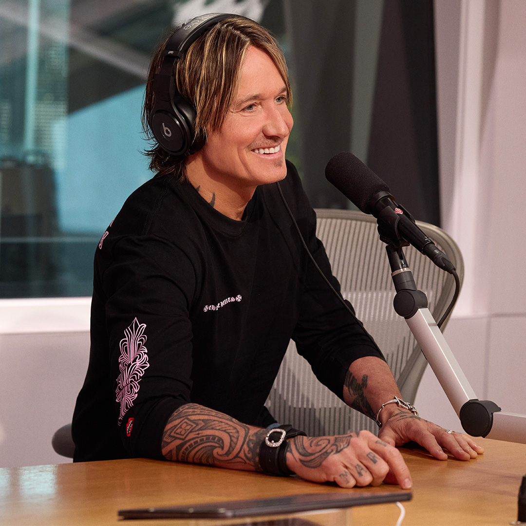 .Keith Urban on choosing sobriety 19 years ago and never looking back. He joins Zane Lowe to discuss his latest album, HIGH. Full interview here:
