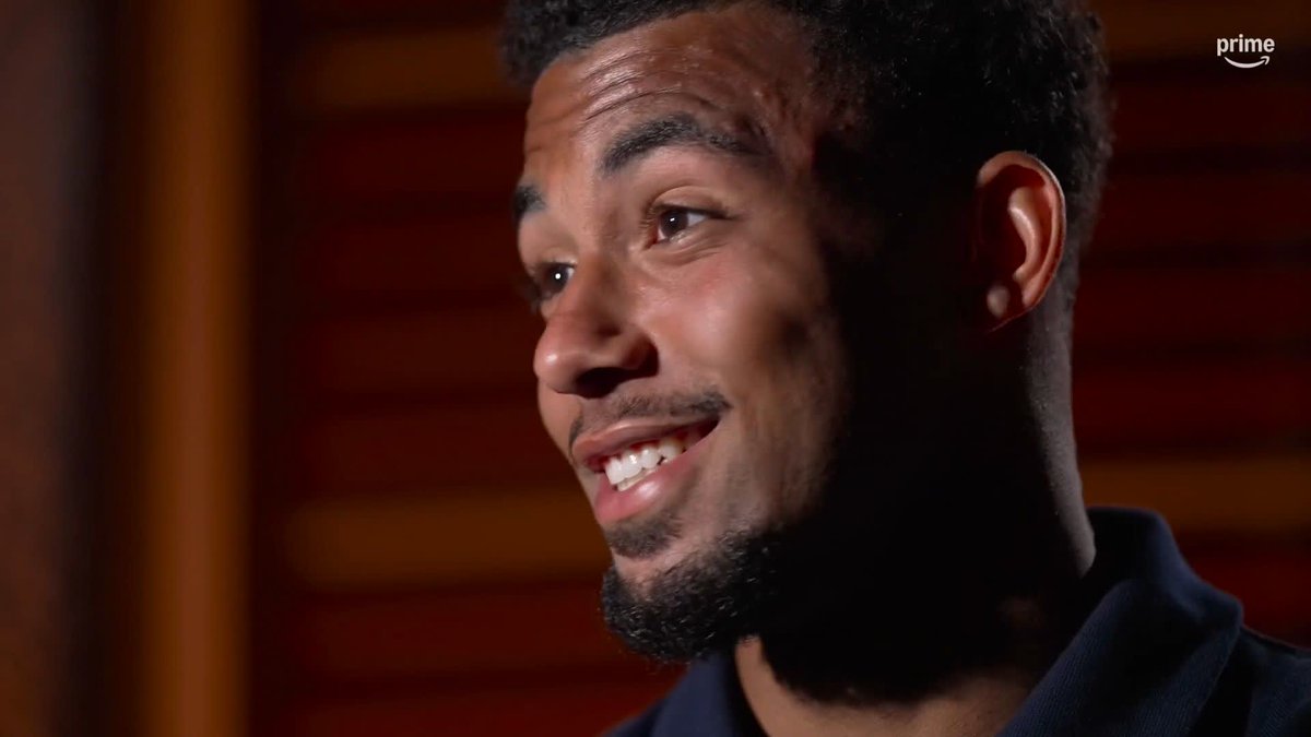 Je veux que la bromance Monfils/Fils 🇫🇷 se poursuive le plus longtemps possible ! Tellement calme et posé en ITW Arthur, ça change du match !