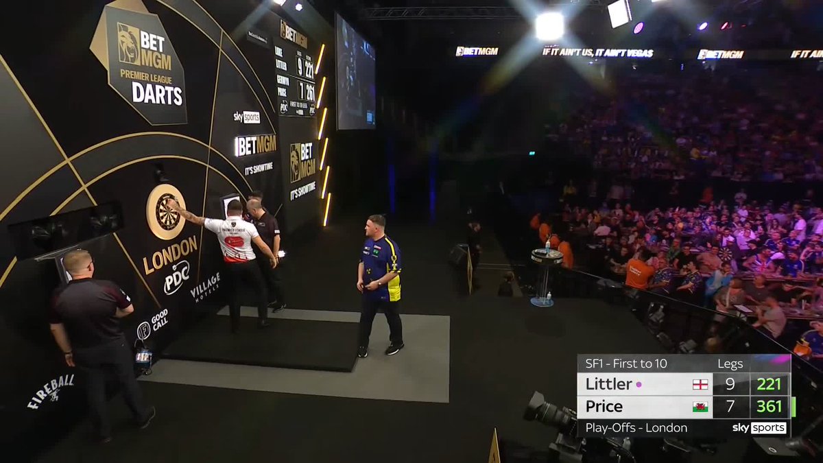 THE NUKE IS IN THE FINAL! ☢️ From 6-4 down, Luke Littler wins 6/7 legs to beat Gerwyn Price 10-7! He's now just one win away from retaining his title! 📺 #PLDarts25 | Play-Offs SF1