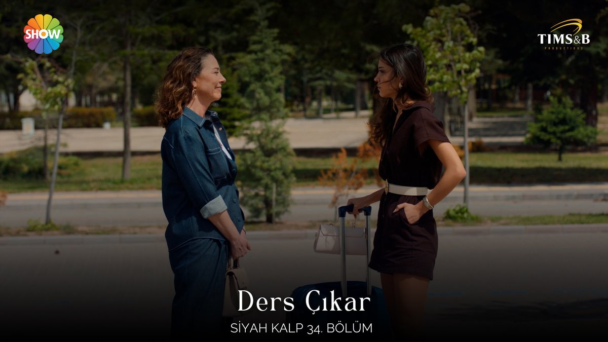 “Bu siyah kalbinle hiçbir zaman mutlu olamazsın.” Sumru, Perihan’ı gönderdi. #SiyahKalp Show TV @timsandb