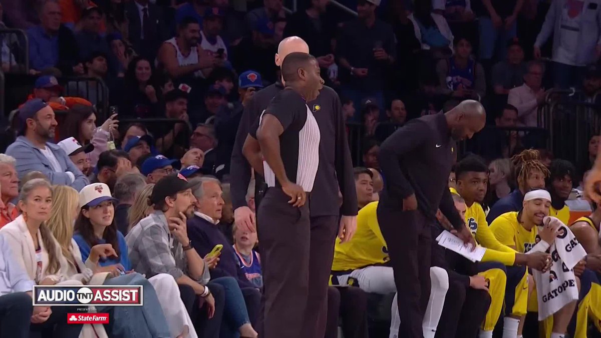 "Why are you smiling?" 😂 Rick Carlisle's having fun on the sidelines 🔊