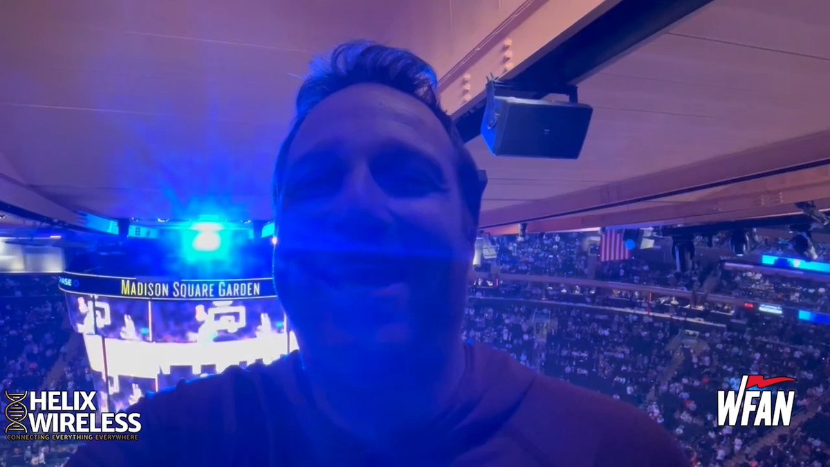 "You got this in the Bag" Evan Roberts calls game for the Knicks