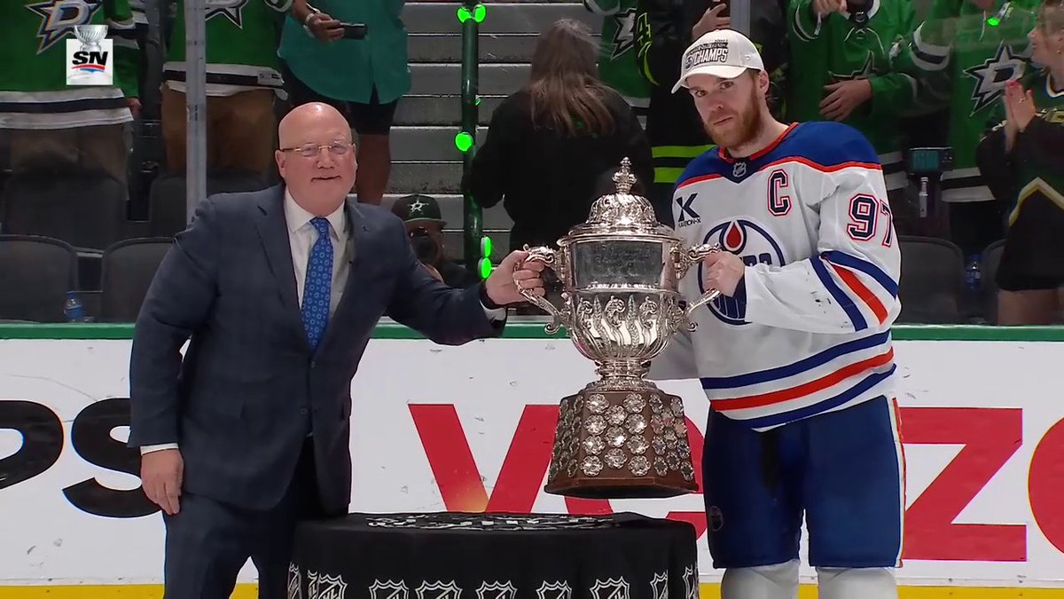 Last year, the Edmonton Oilers chose to not touch the Clarence S. Campbell Bowl. This year, they're changing things up 👀 #StanleyCup