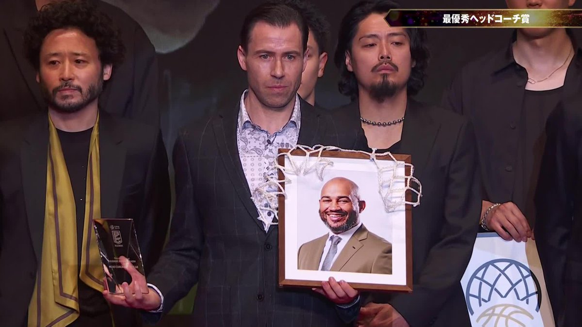 🏆B.LEAGUE AWARD SHOW 2024-25🏆 🏅最優秀ヘッドコーチ賞 ⛹️♂️ケビン・ブラスウェル / ジーコ・コロネル(初受賞) 宇都宮ブレックス / UTSUNOMIYA BREX 📡公式YouTubeにて生配信中
