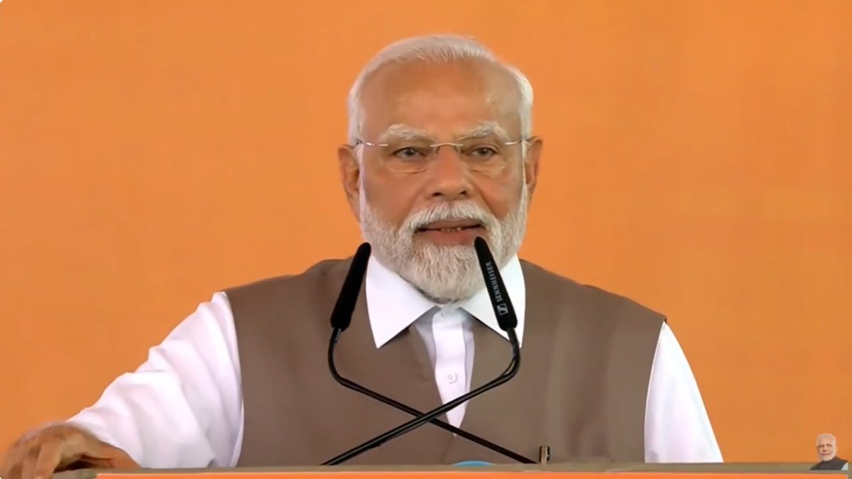 ब्रह्मोस मिसाइल का नया पता है, उत्तर प्रदेश: आदरणीय प्रधानमंत्री श्री Narendra Modi जी
