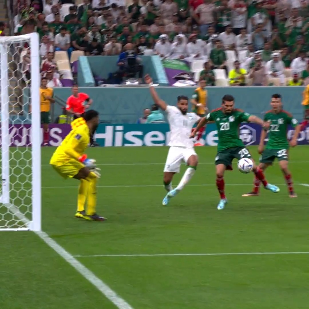 🇲🇽 HENRY MARTIN en el lugar indicado, en el momento justo. 💪 ¿Podrá estarlo también este sábado con Club América? #CopaMundialFIFA | #FIFACWC