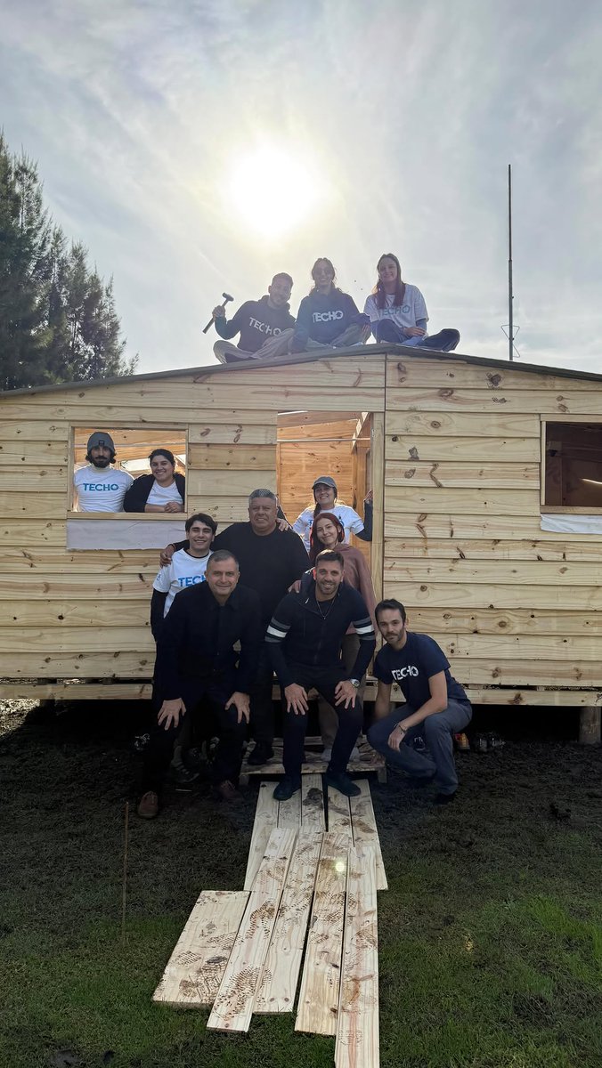 "Techo": Por comentarios sobre las casas que entregará la AFA en Bahía Blanca con la campaña #UnGolXUnTecho