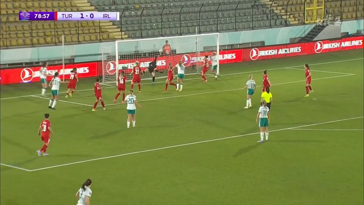 If at first you don't succeed, a Megan Campbell long throw-in should do it 🙏 #COYGIG