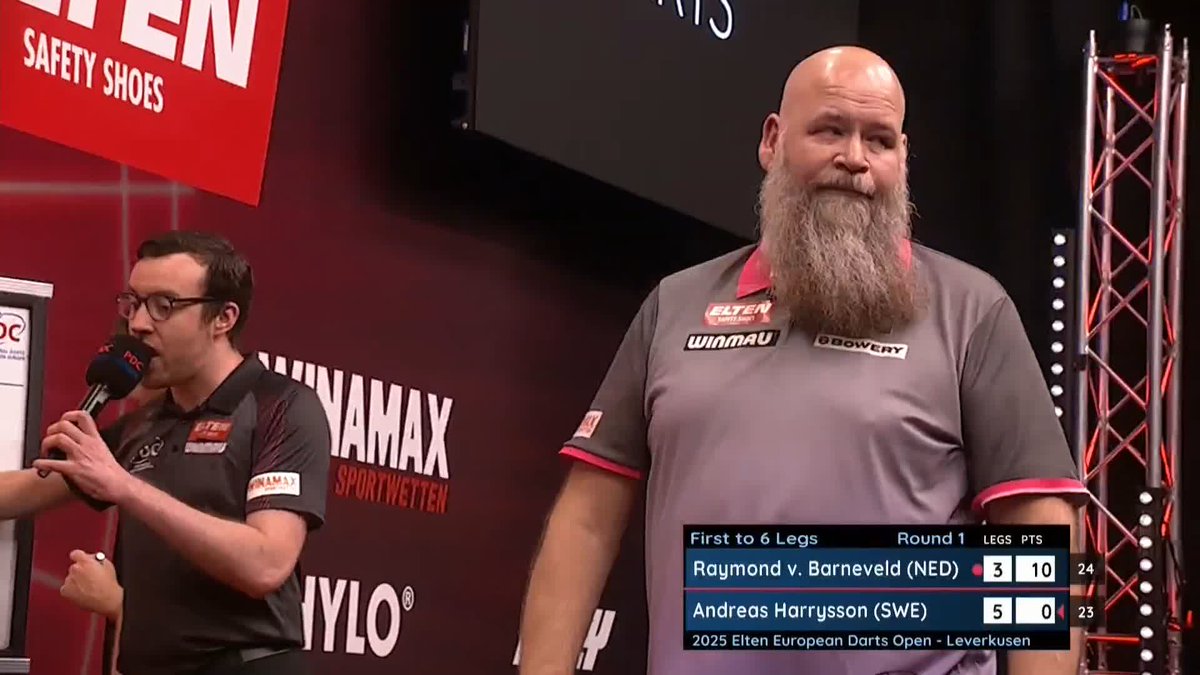 HARRYSSON DUMPS OUT BARNEY! After landing the Big Fish earlier in the contest, Andreas Harrysson closes out a 6-3 victory against Raymond van Barneveld. The Dutchman missed 18 darts at double in the match! 📺 #ET8
