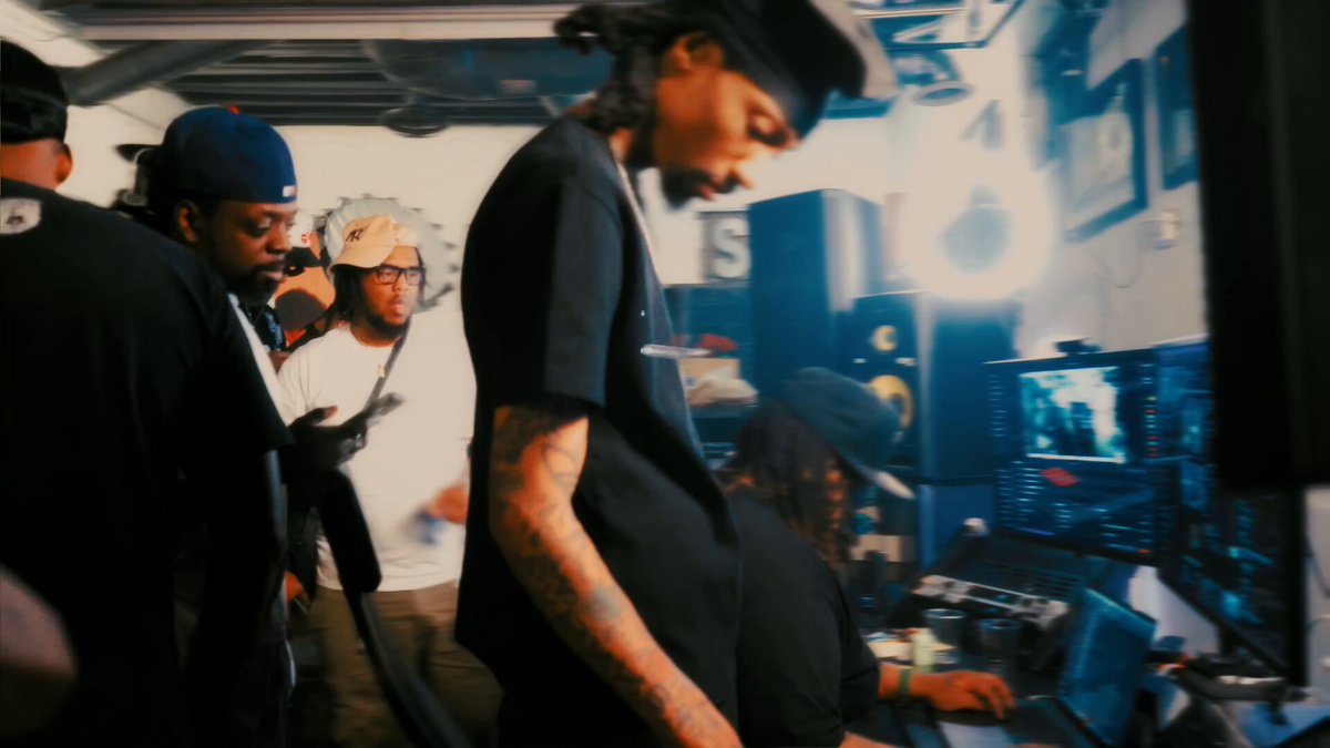 We stay working!