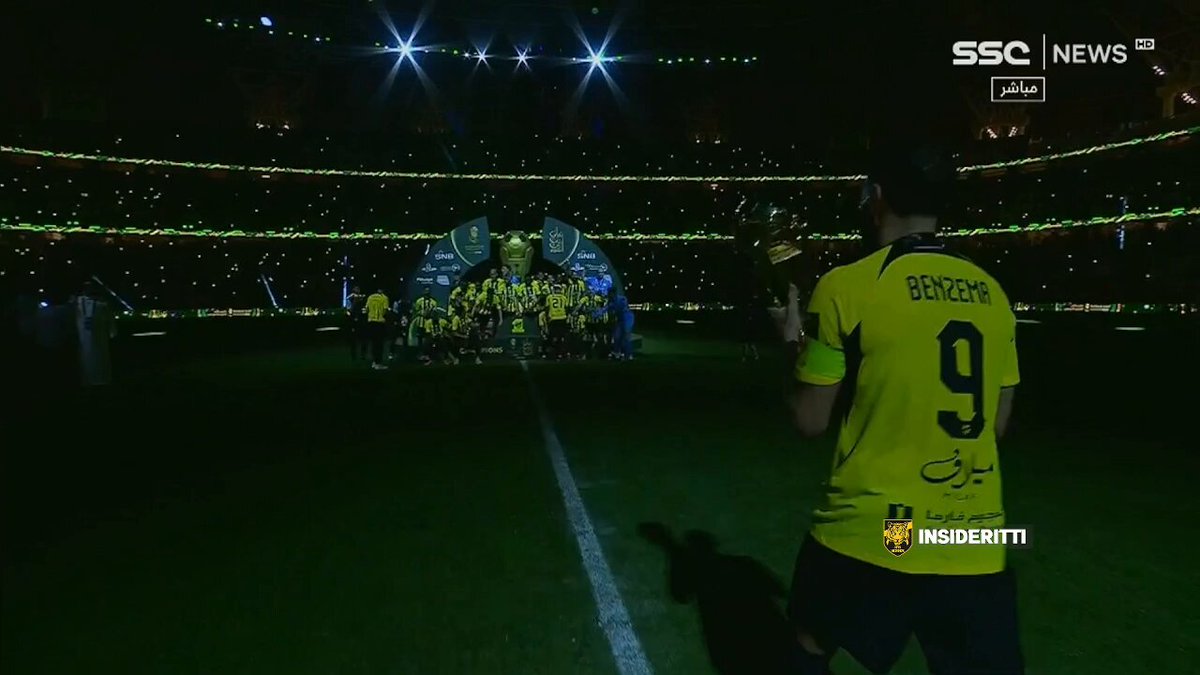 🚨🚨🚨🚨🚨🚨🚨🚨 المقطع المنتظر! القائد بنزيما ورفاقه يرفعون كأس الملك الابطال يرفعون الكأس 🏆🟡