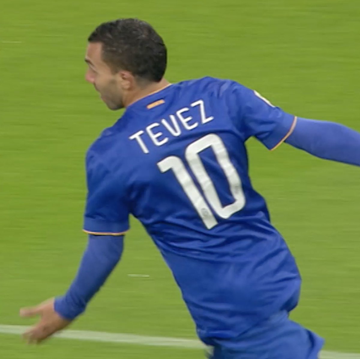 Este es el Tevez que no fue al mundial en 2014, probablemente el resultado de la final podria ser diferente