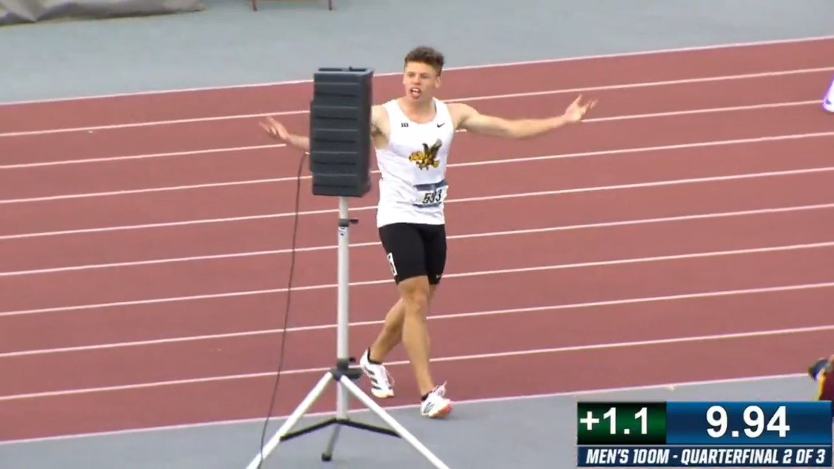Kalen Walker's wind legal 9.94 100m PB which moves him up to 2nd in the NCAA and 5th in the world this season!