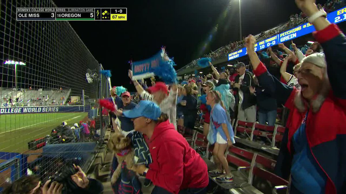 OLE MISS TIES THE GAME IN THE 7TH 🤯 📺 ESPN