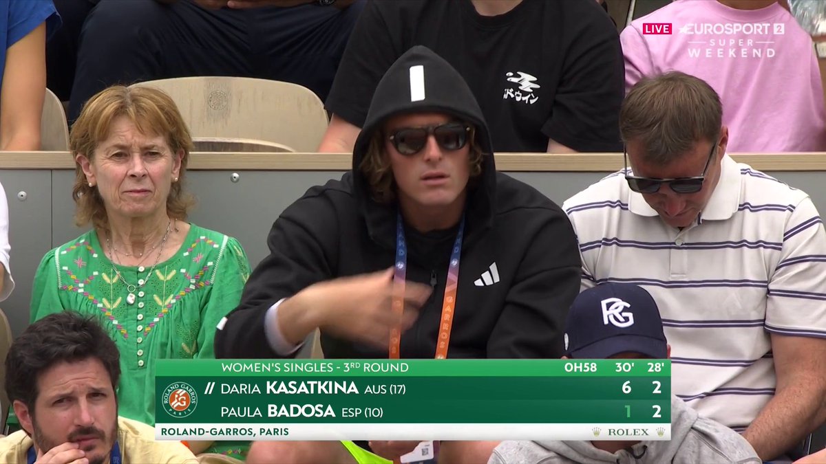 Los consejos de Tsitsipas a Badosa. #RolandGarros