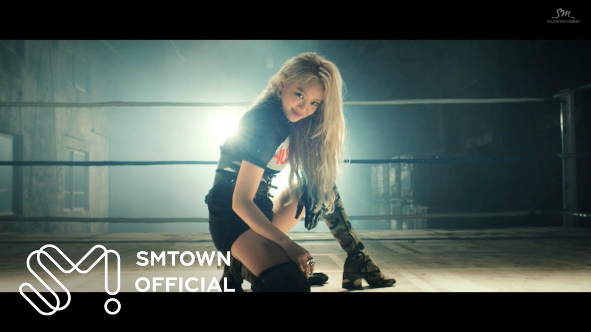 8 years ago today, HYOYEON released ‘Wannabe’