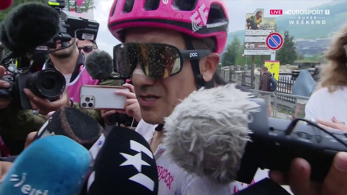 El enfado de Carapaz con Del Toro: "Ha perdido el Giro, no ha sabido correr bien" #GirodItalia
