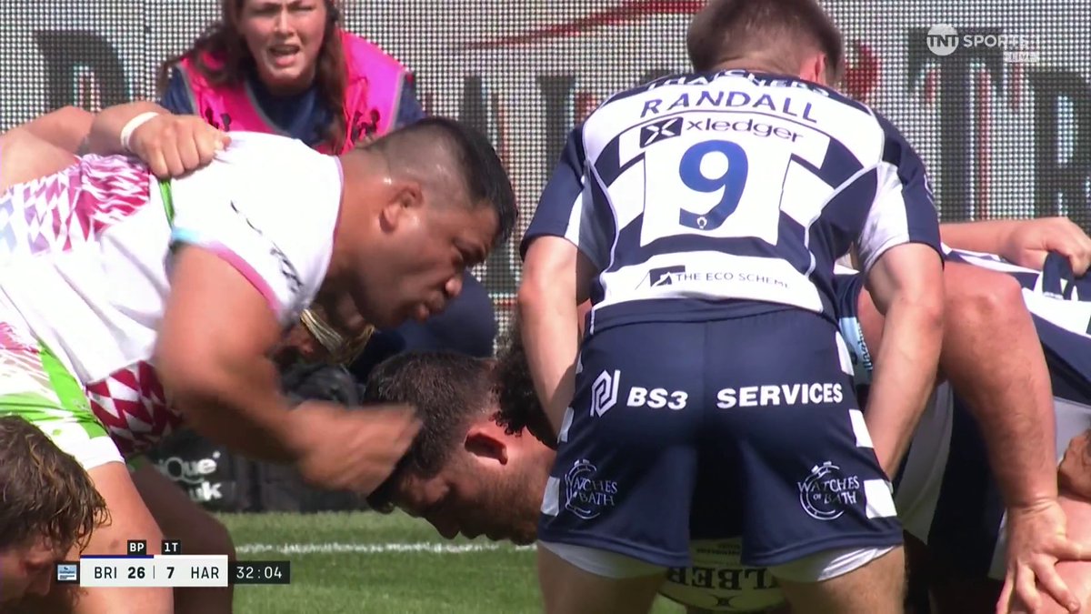 🌹 Murley has to start for England this summer. Absolute speed and a wicked step. Seriously physical too.