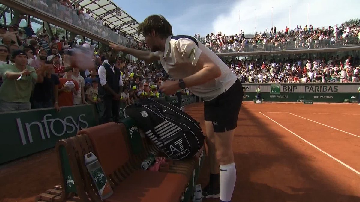 Bublik with his first Roland-Garros R4 🔜 #RolandGarros