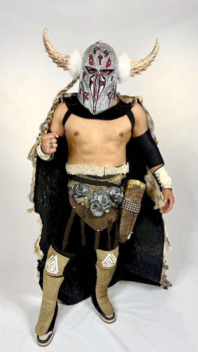 Pin-Pon con el Hijo del Vikingo 👏 no te pierdas #WorldsCollide el próximo 7 de Junio 🇲🇽
