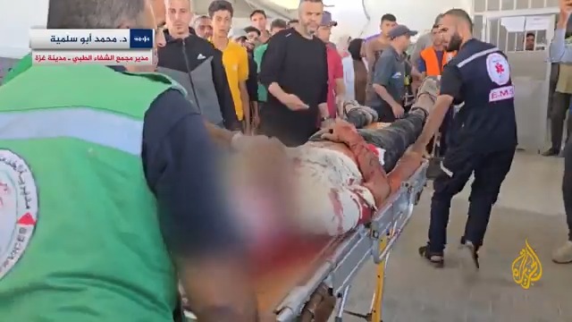 مدير مجمع الشفاء الطبي للجزيرة: نحن أمام وضع مأساوي وكل يوم يتوفى مرضى كلى بسبب عدم القدرة على معالجتهم، والمستشفى يعمل بـ20% من طاقته بسبب تدمير الاحتلال منظومة الصحة في القطاع #حرب_غزة #الأخبار