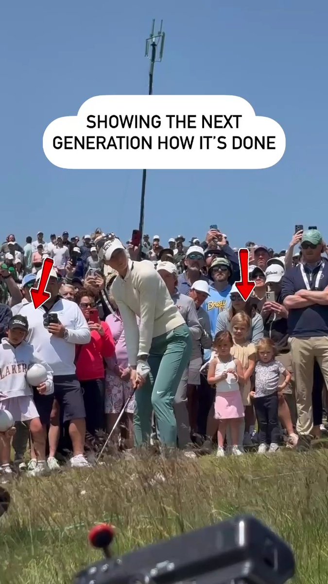 These girls got a front row seat to Nelly Korda’s game! 😁