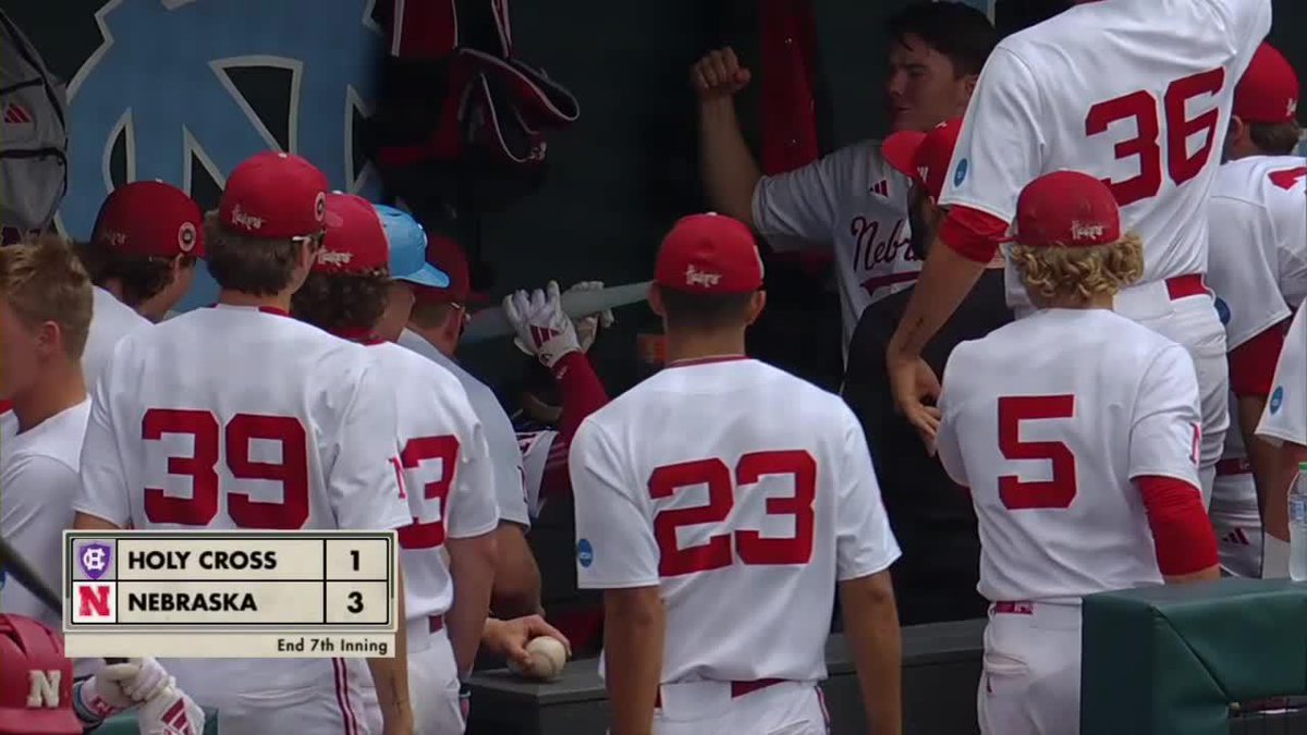 Helligso brought his 4-iron to Chapel Hill. 3-1, Huskers.