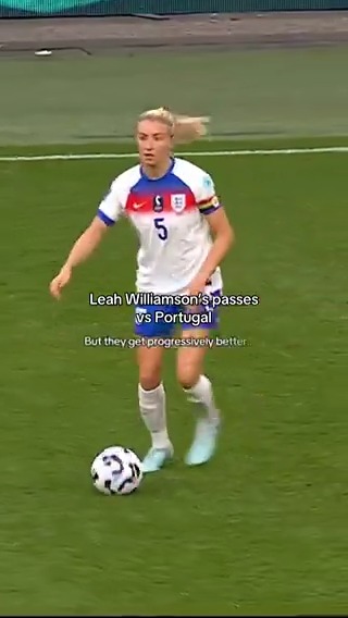 These Leah Williamson passes 🔥