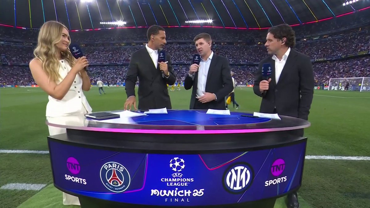 "You know who he reminds me of...? Luka Modric!" You'd struggle to find much higher praise for PSG midfielder Vitinha 🤩 📺 TNT Sports & discovery+ UK
