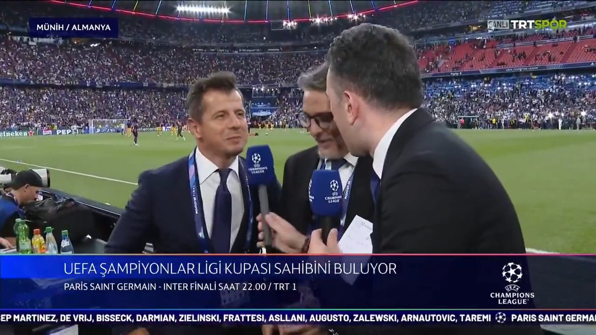 💬"Bugün Inter'in kazanmasını çok istiyorum" 💬"Bu sene finalleri kaybetti Inter, hiçbir finali kaybetmedi PSG" 🗣🎙Emre Belözoğlu, PSG-Inter maçı öncesi TRT Spor'a değerlendirmelerde bulundu.