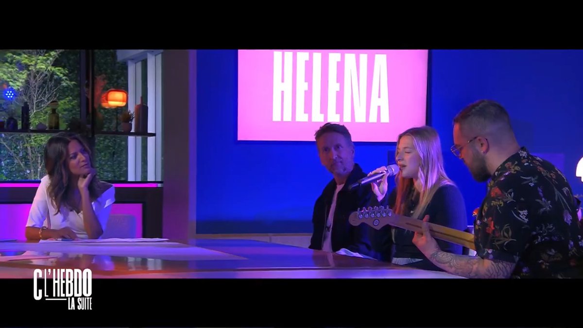 Helena interprète “Mélatonine” en live acoustique, et c’est magnifique ❤️ #CLHebdo