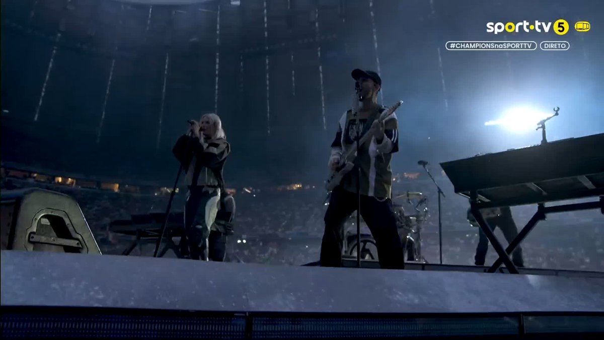 Linkin Park abriram a final da Champions League 🔥