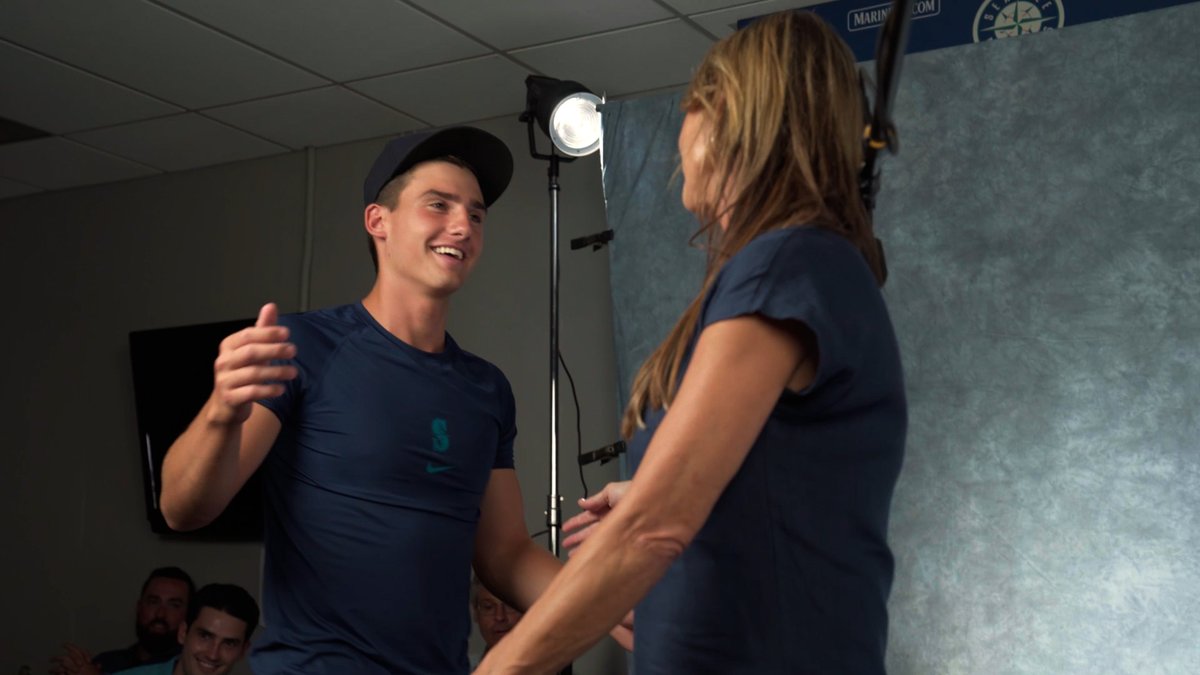 After being drafted in 2022, Cole Young read a surprise, heartfelt letter from his mom. Today, before his MLB debut, the moment means that much more 💙