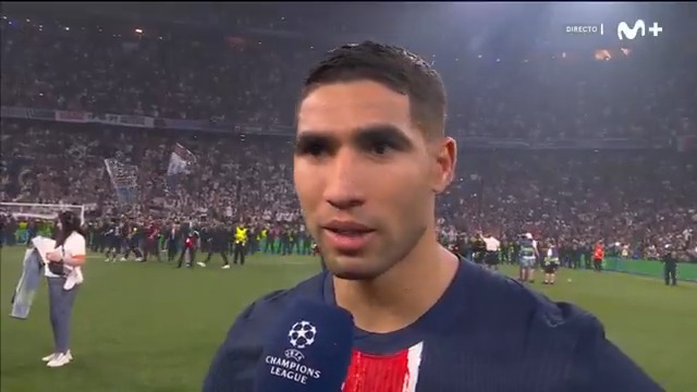 "Hemos escrito nuestros nombres en la historia del PSG y de París. Es increíble...". 🎙️ Achraf Hakimi, con Mónica Marchante. #UCLFinal #LaCasaDelFútbol