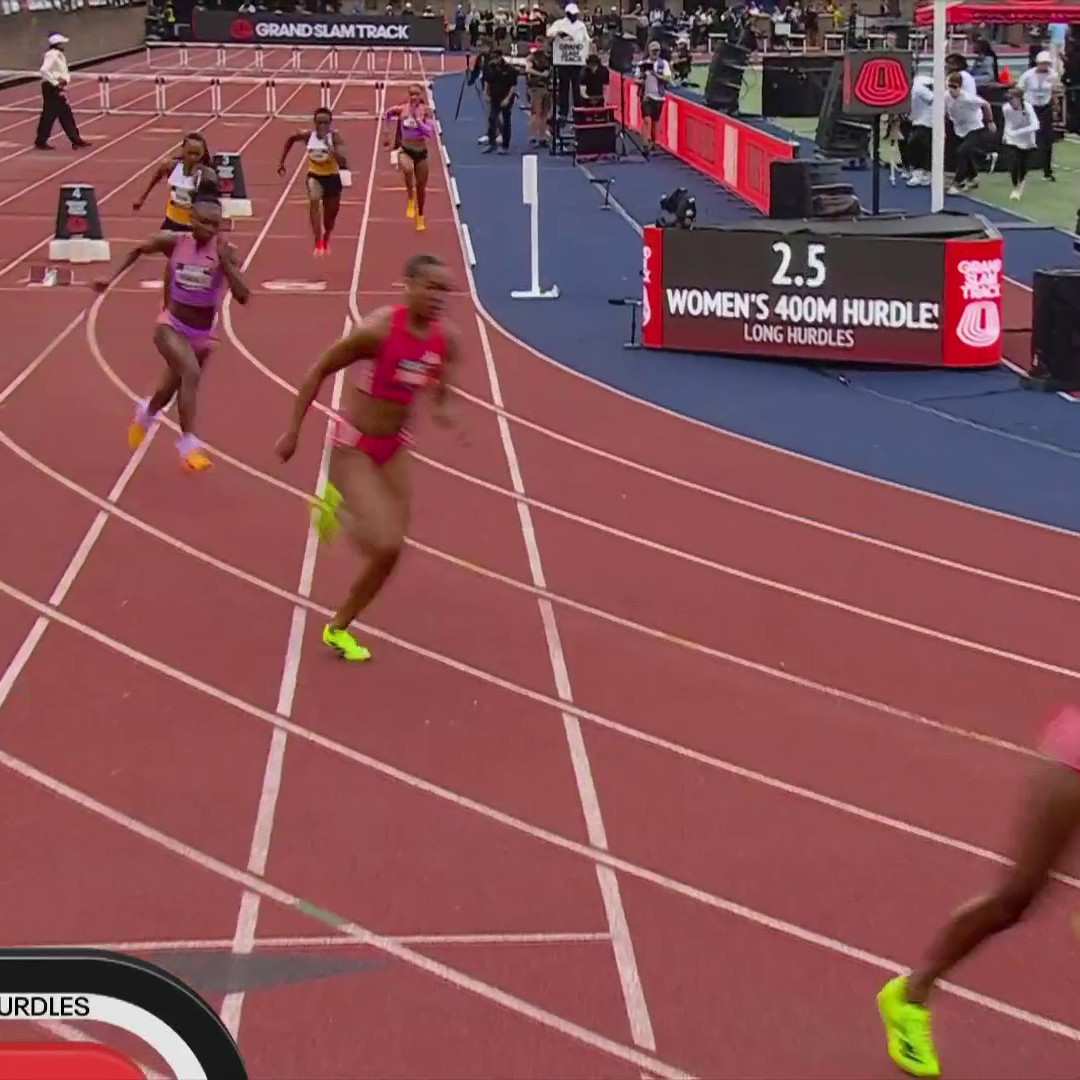 Olympic silver medalist Anna Cockrell with a 54.04 Franklin Field record in the women’s 400m hurdles. 📺: Peacock