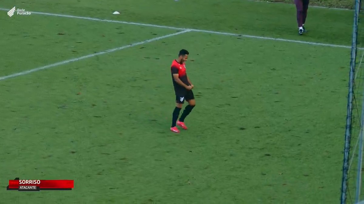 Pra fechar a sequência de vitórias na base, piazada venceu o Operário por 5x2 pelo Campeonato Paranaense Sub-20! ⚽️ Sorriso (3) e Kauê Vinicius (2) marcaram os gols.