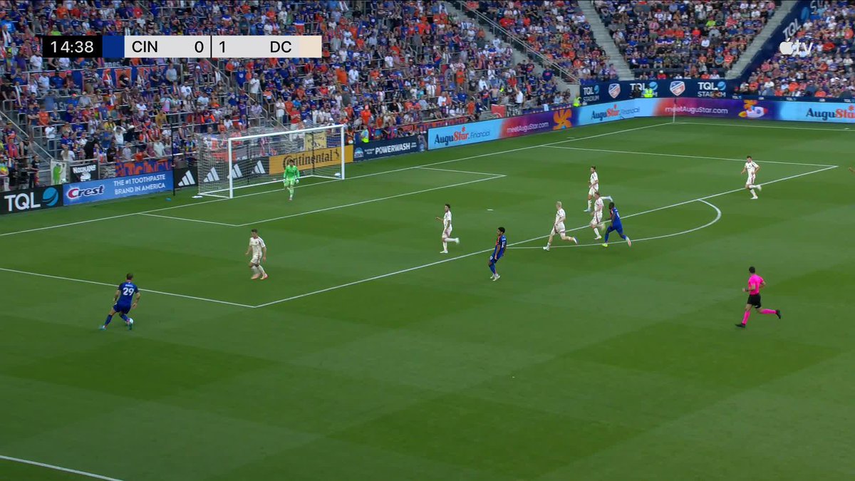 Kévin Denkey with the finish and FC Cincinnati is level 😤 📺 #MLSSeasonPass or Apple TV+: