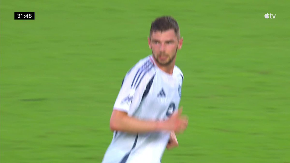 Hugo Cuypers nets a brace within a MINUTE! 😱 Chicago Fire FC are up 3-0 within seconds!
