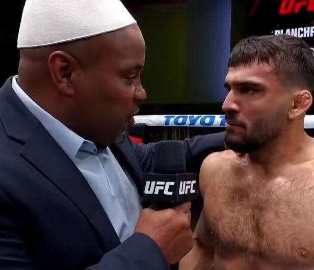 Ramiz Brahimaj after his huge win tonight: “All praise due to Allah. I thank Him for everything he blessed me, and He continues to bless me with. I bow my head down in prostration… I just thank God for everything”. Alhamdulilah! Allah Akbar! Ramiz is back! ❤️🇦🇱 Ramiz Brahimaj