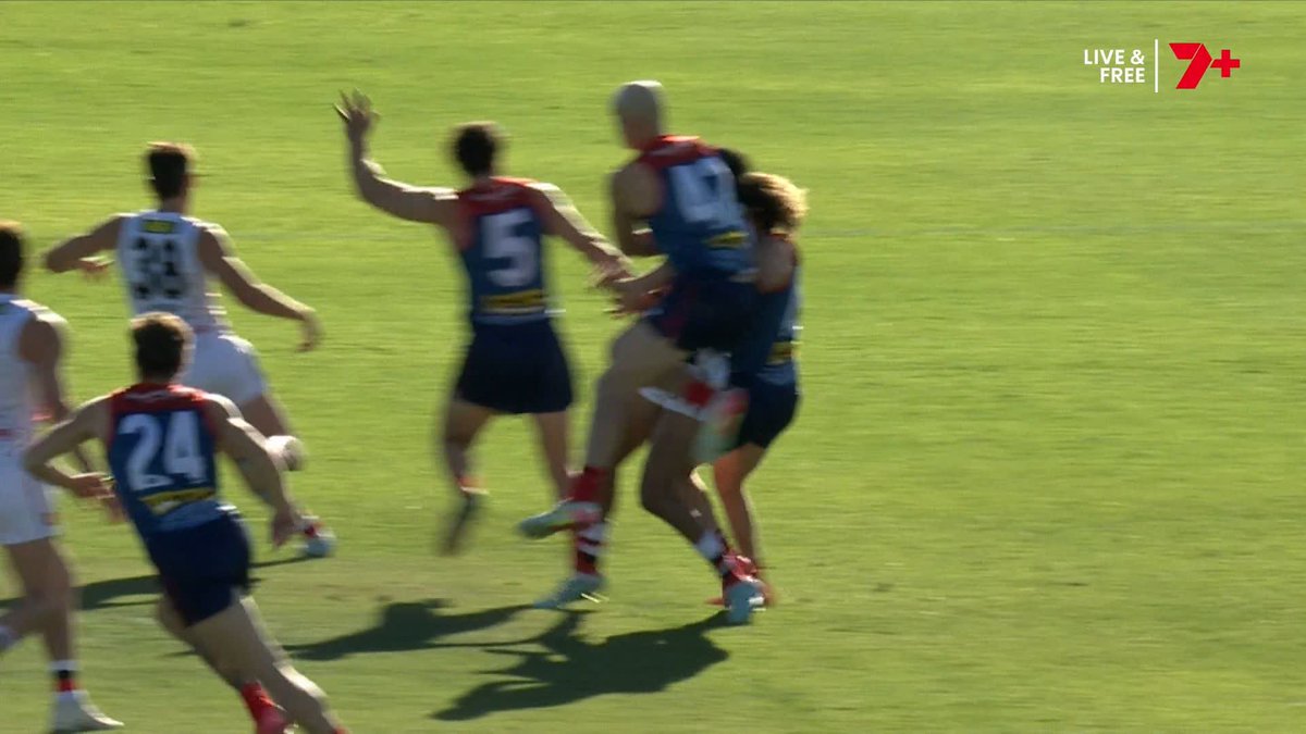 "That, for me, is one of the worst incidents we've seen on a football field this year." 🗣️ Kate McCarthy on Aidan Johnson's bump on Nasiah Wanganeen-Milera