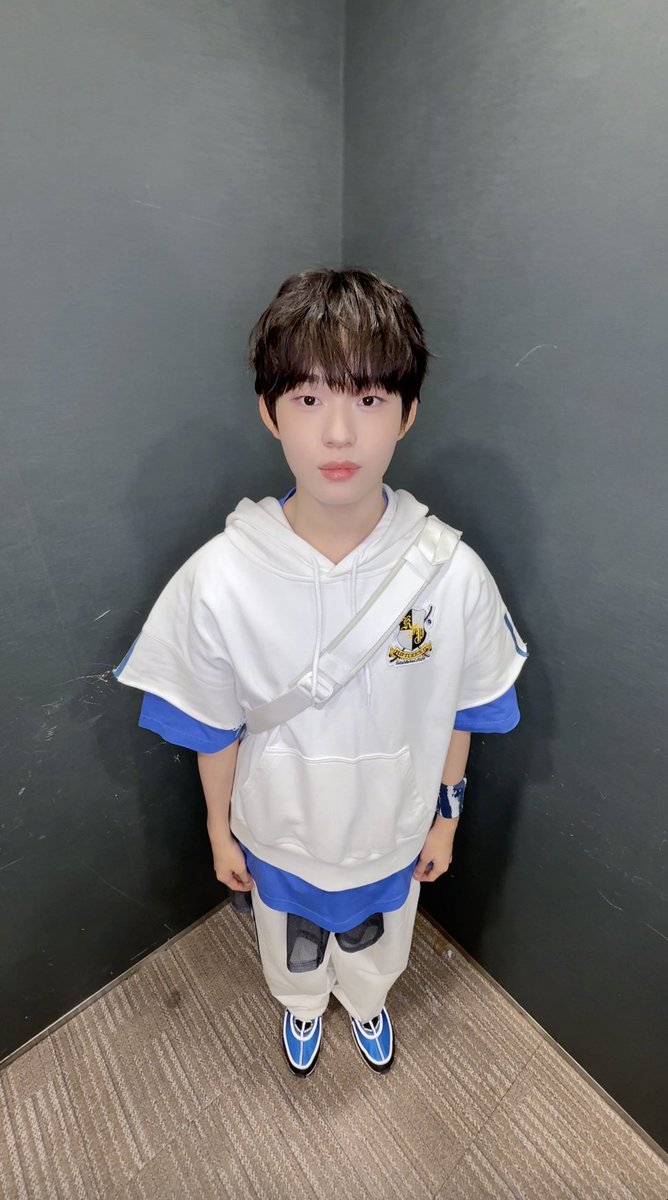 Kawaii (*´ω｀*) #케이주 #Keiju #KickFlip #킥플립 #Kick_Out_Flip_Now #FREEZE