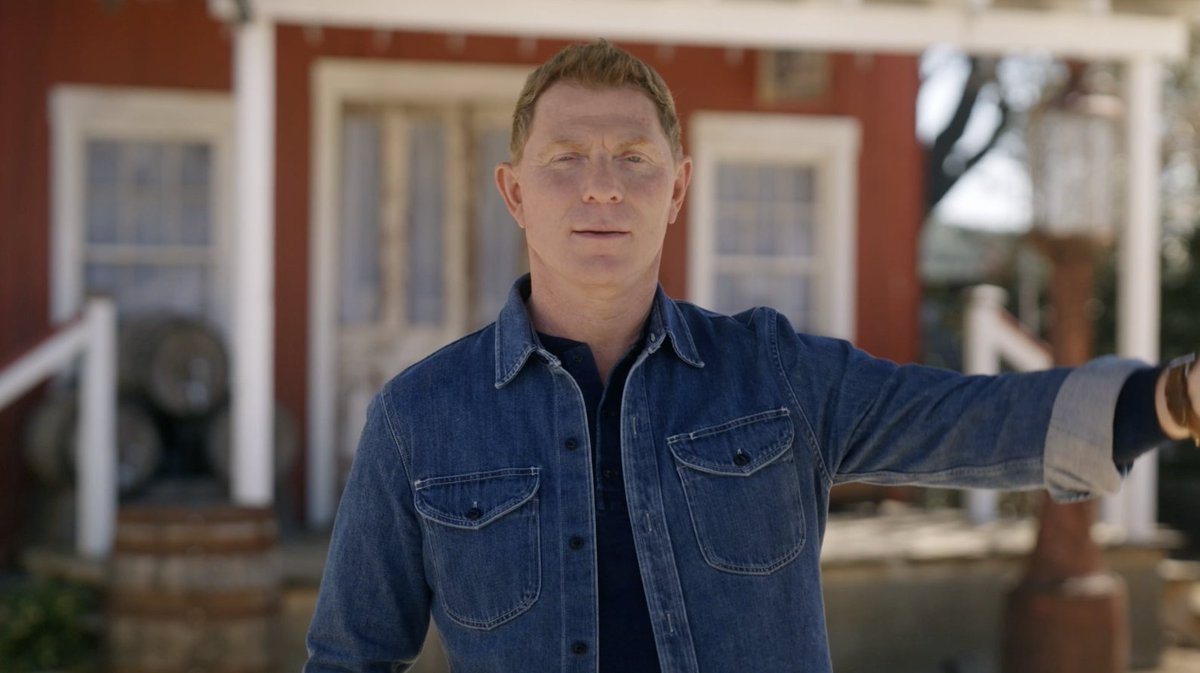 This season on #BBQBrawl, Bobby Flay has got his sights set on Antonia Lofaso and @maneetchauhan, and he’s cooking up a strategy to take them down. The battle lines are drawn and the smoke is just getting started 🔥💨 Tune in to the season premiere, tonight @ 9|8c!