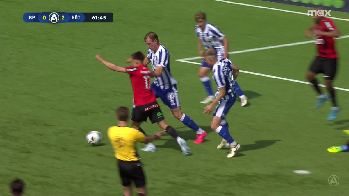 Straff till BP efter den här situationen 👀 📲 Se matchen på Max