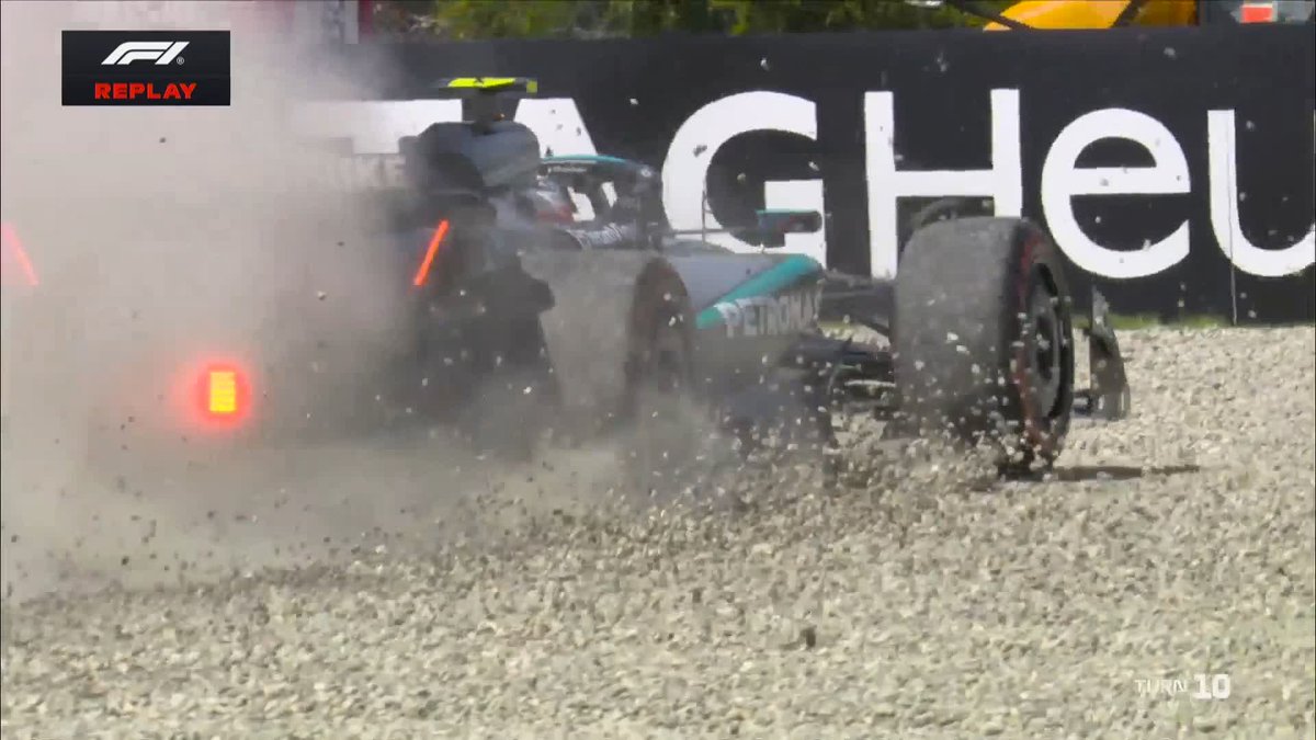 A replay of Kimi Antonelli's incident as Mercedes confirm it was a power unit failure 😢
