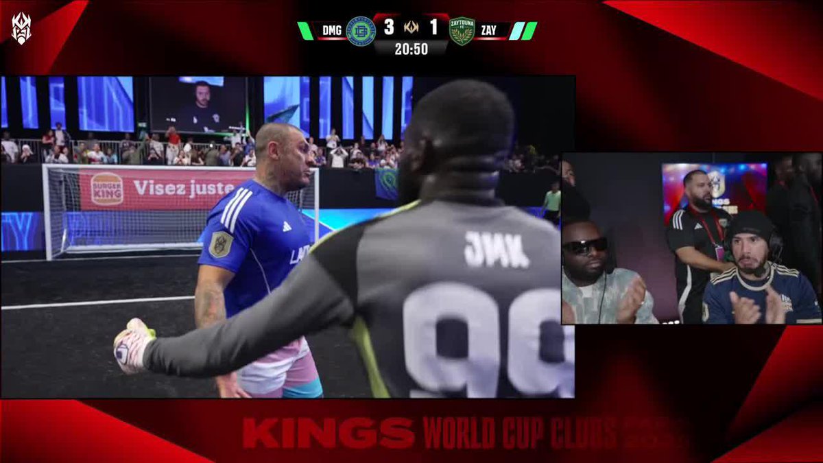 FAIL HISTÓRICO 🤣 Toguro, presidente del desimpedidos, baja en bañador, descalzo y retando al portero rival... ¡Y ESTE LE PARA EL PENALTI Y SE PONE A BAILAR DELANTE DE ÉL! 🕺🤣 Disfruta de la #KingsWorldCupClubs GRATIS en DAZN 📎